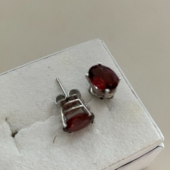 Garnet 14k gold earrings studs AFJC - Picture 6 of 8